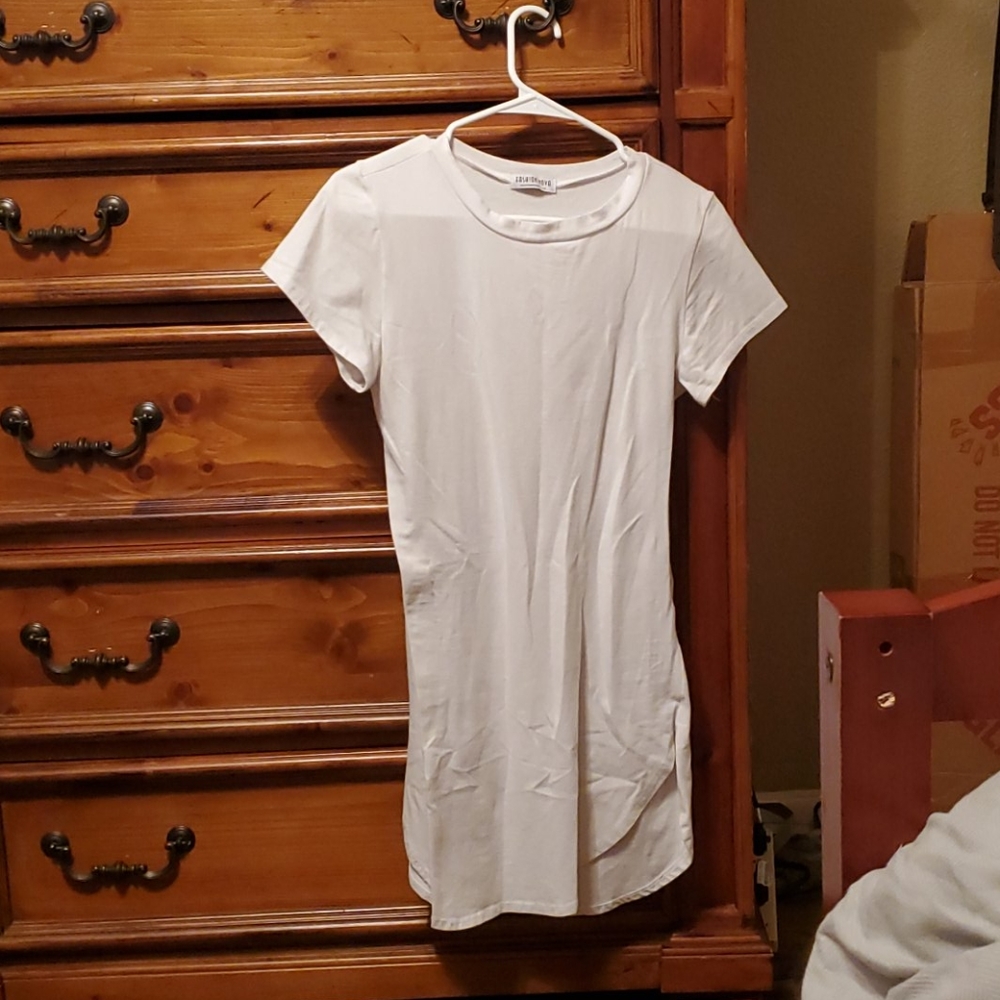 T-shirt dress